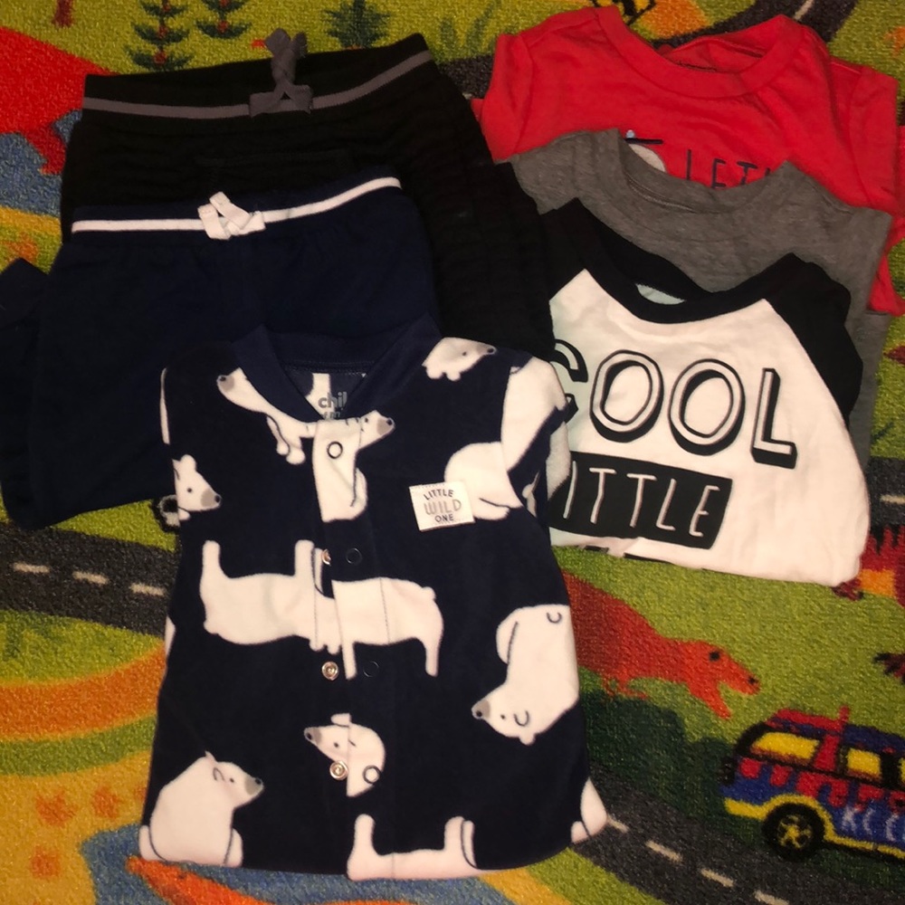 Bundles 6-9mo of boys clothing